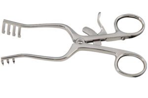 Retractor 1