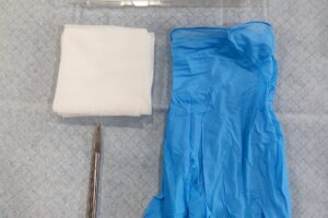 5008-1 Tongue Tie Pack Small Gloves / No Director