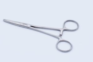 AB05 Artery Forceps Straight 14cm