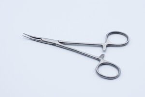 AB28 Very Fine Mosquito Artery Forceps 12.5cm